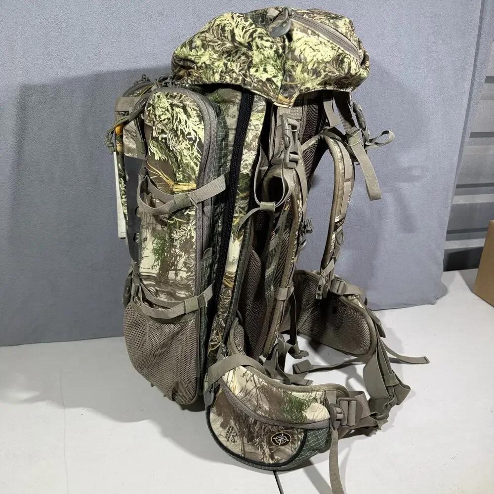 Tenzing TZ 6000 Hunting Backpack Hip Belt Padded Hydration NEW